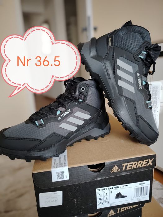 Bocanci Adidas goretex Nr 36.5