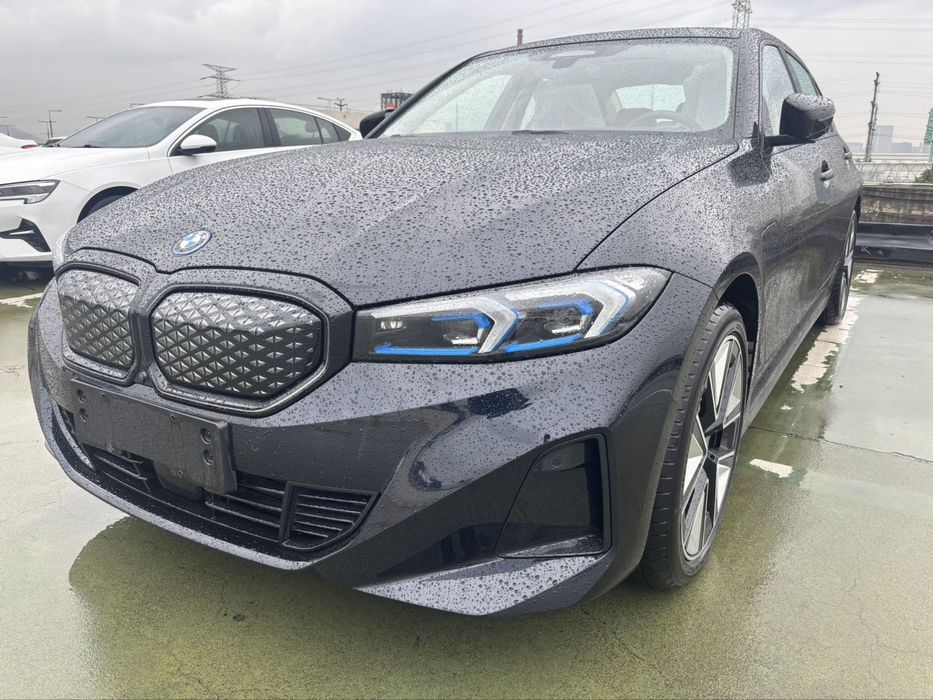 Bmw i3 40 L night sport