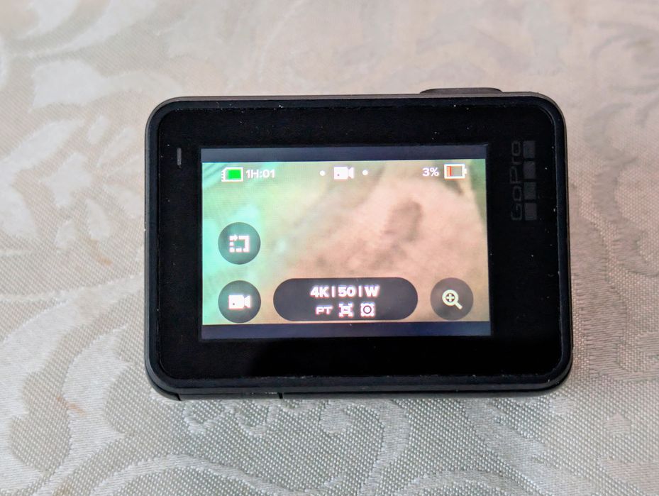 GoPro 7 Black - stare foarte bună, în cutie cu accesorii originale