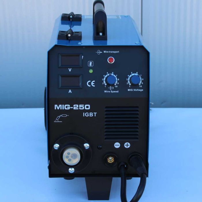 Инверторен телоподаващ апарат TACH – MIG 250A, с платформа