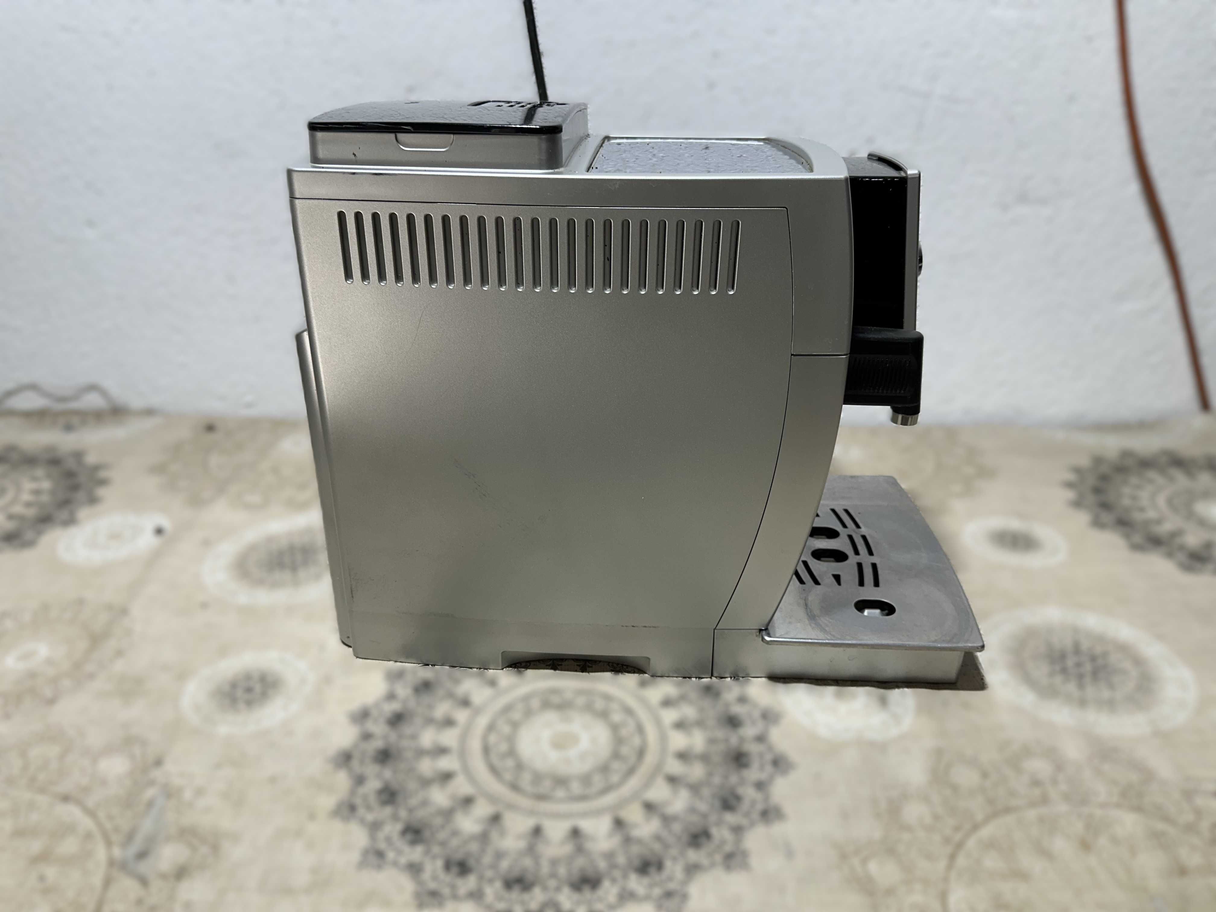 Кафемашина - DeLonghi Cappuccino