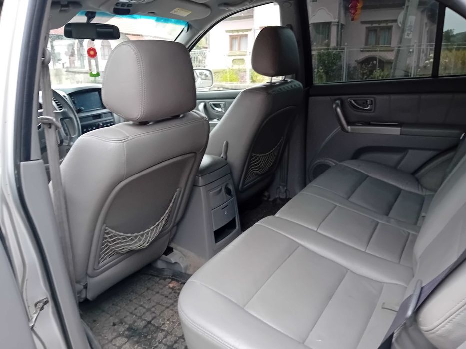 Vând  Kia Sorento