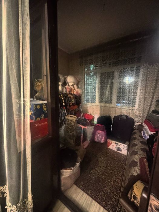 Продается 3/1/5 на массиве Хумоюн не торцевая