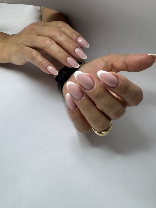 Маникюр / Педикюр / наращивание , укрепление , смарт педюкюр.