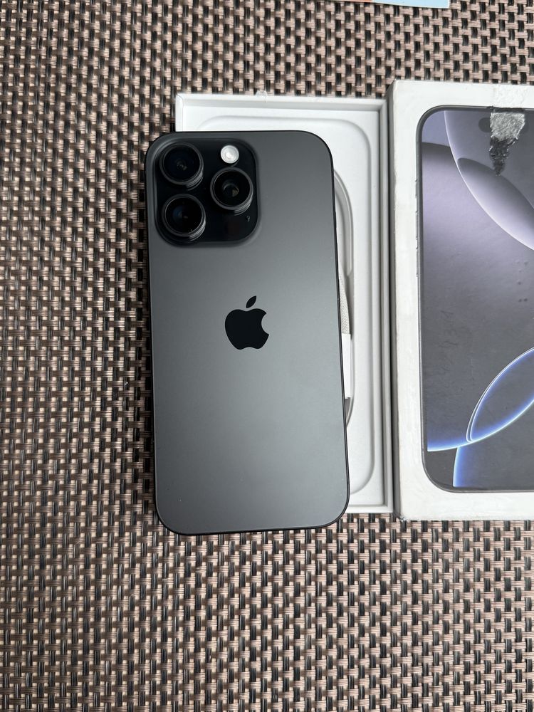 КАТО НОВ!/*ЛИЗИНГ*/ iPhone 16 Pro 128Gb Natural Titanium / Айфон