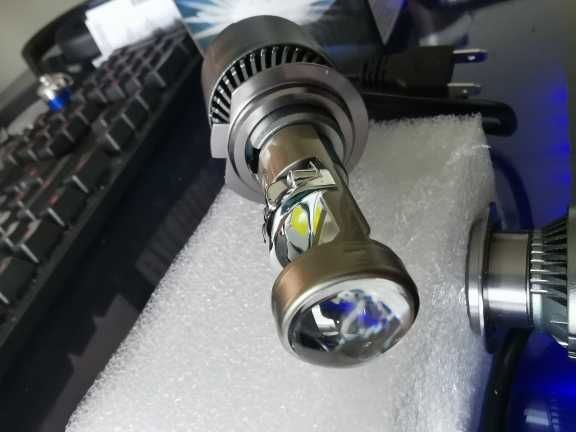 H7 LED Крушки с Лупи 90W вградени лупи Х7 h7 лед крушки с лупа