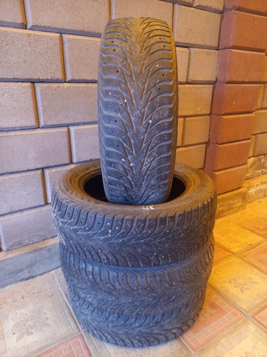 Продам покрышки 215/60/17