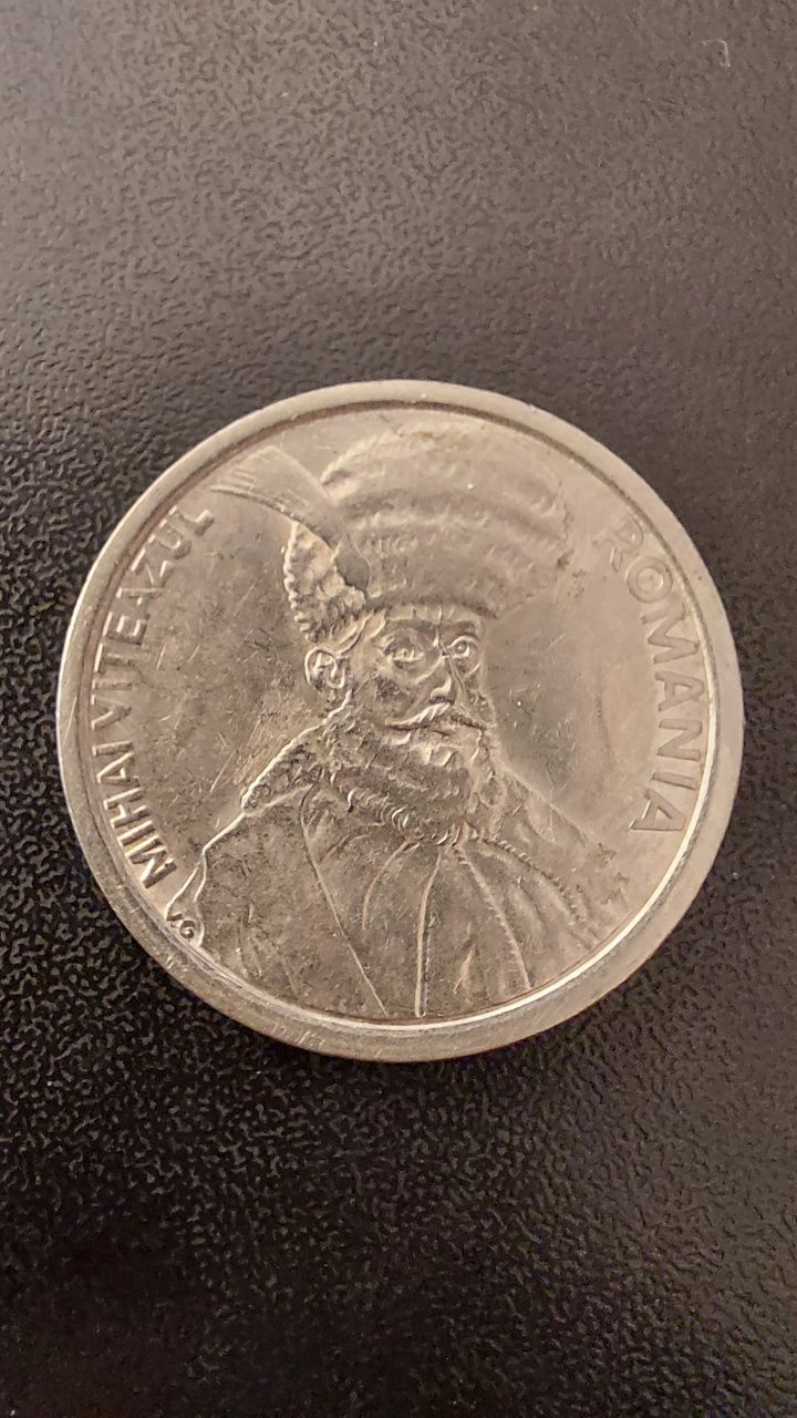 Vând monedă 100 lei din 1992