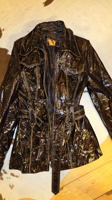 Якета,сака,връхни