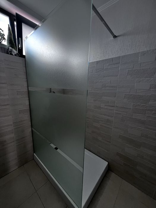 Cada dus + paravan sticla