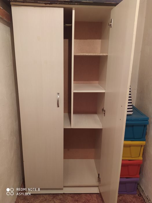 Шкаф в хорошем состоянии