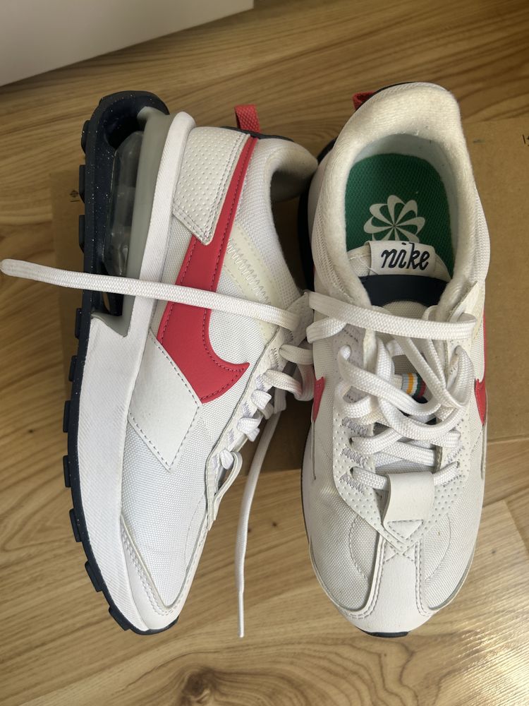 Маратонки  Nike 35 номер