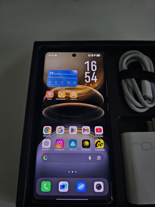 Vivo x100 в полном комплекте