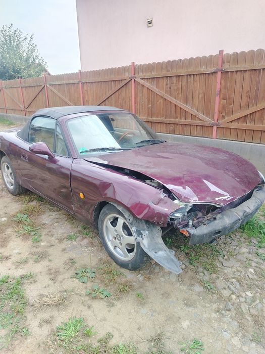 Mazda mx5 nb avariată inmatriculată