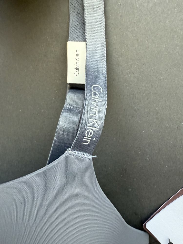 Сутиен Calvin Klein /70В, 70C, 70D, 75C, 75D, 80B/
