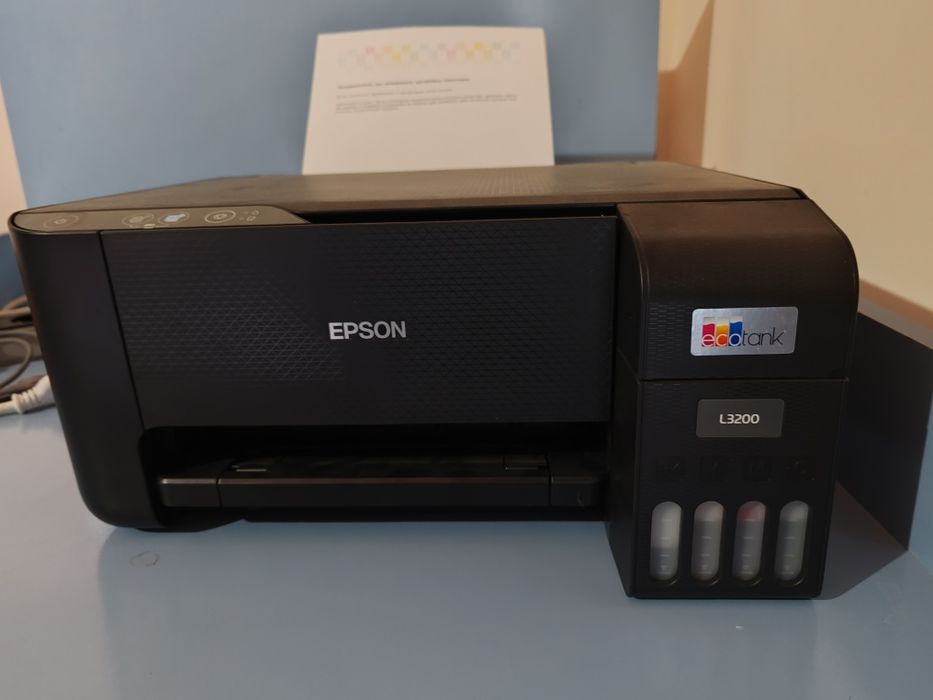 Srochna sotiladi Epson