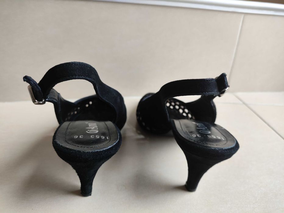 дамски обувки от сетествен набук