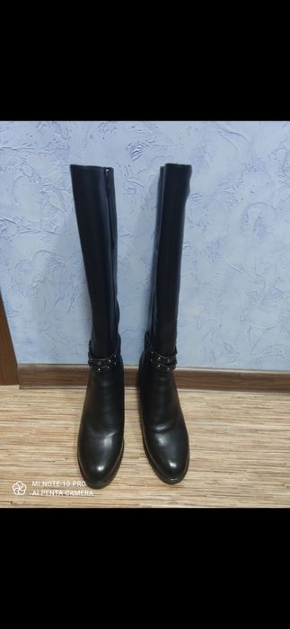 Сапоги женские. Новые.