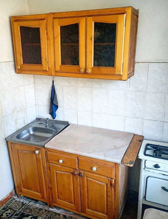 ÷ ШУХРАТ Чиланзар 11 квартал 1/2/5 Дом Вдоль Дороги продаётся квартира