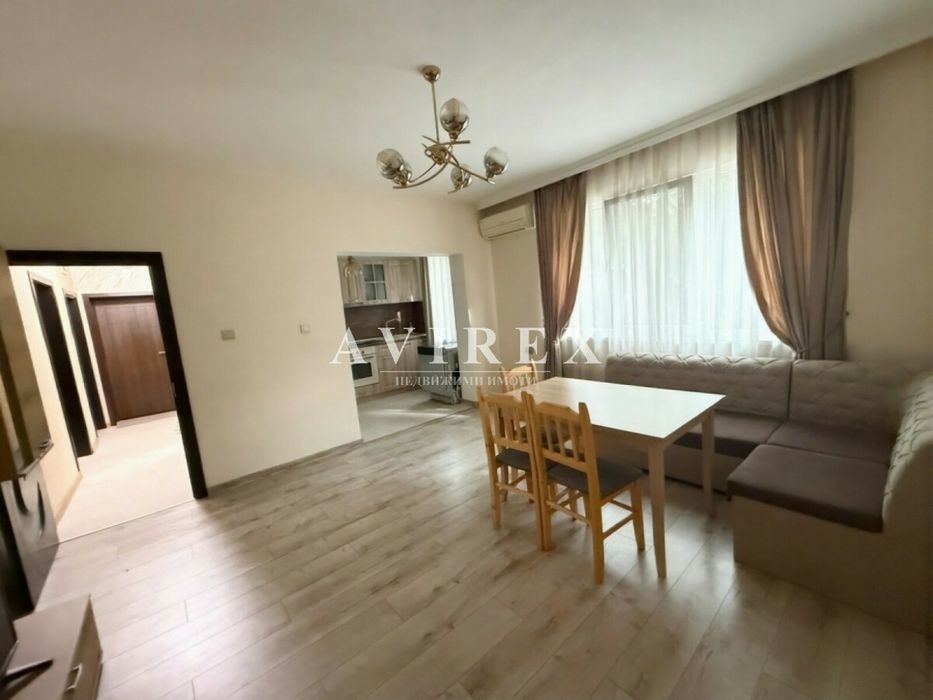 Тристаен апартамент под наем - кв. Христо Смирненски