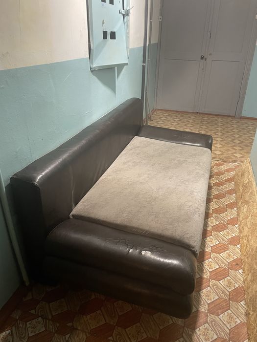 Отдам Диван