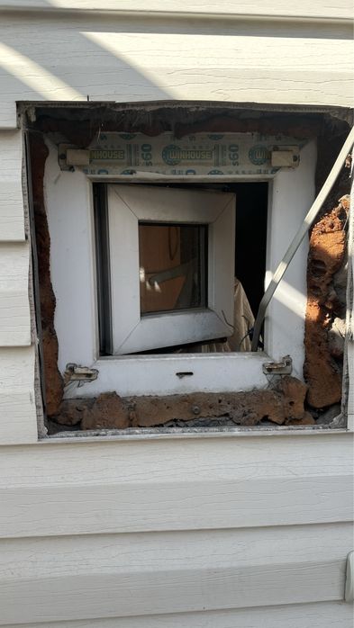 Продам новую форточку