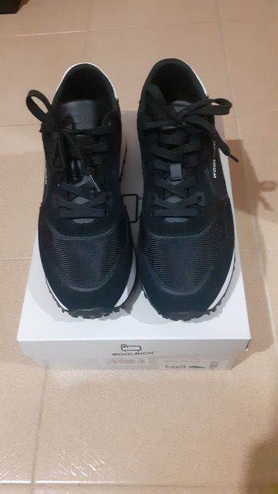 Продавам мъжки маратонки улрич