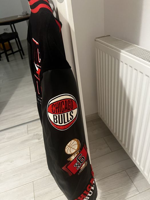 Geaca Chicago Bulls – Ca nouă