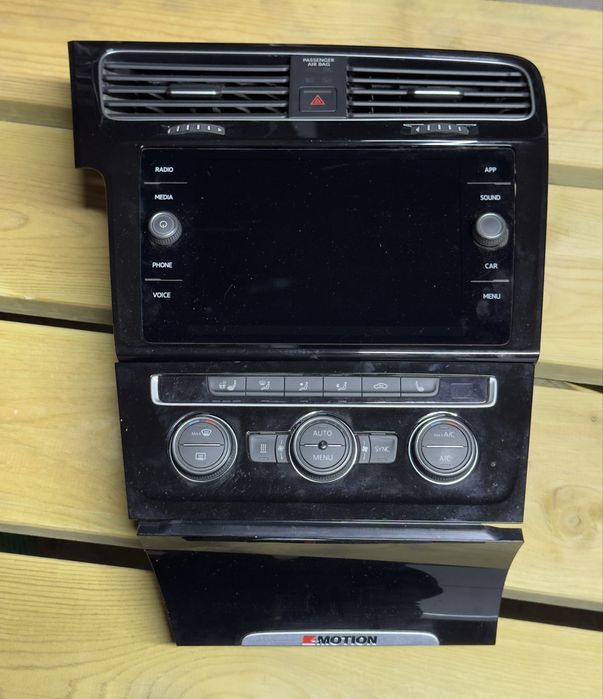 Consola centrala golf 7.5 2019