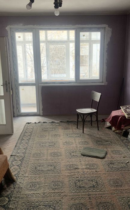 ЧЕТИРИСТАЕН апартамент в Карлово