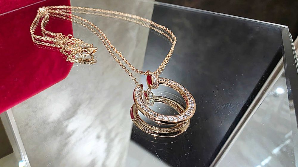 CARTIER Nail Juste un Clou Rose Gold Paved Diamonds Дамско Колие Пирон