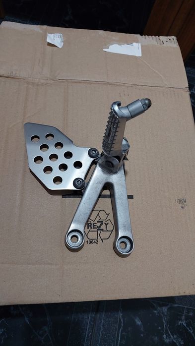 Suport scarita stanga oem complet cbr600rr pc40 pc69 2007-2024