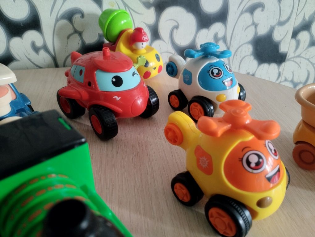 Игрушки Инерционные разные