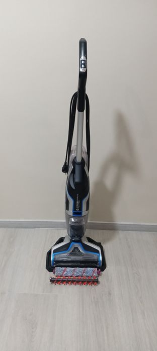 Вертикална прахосмукачка