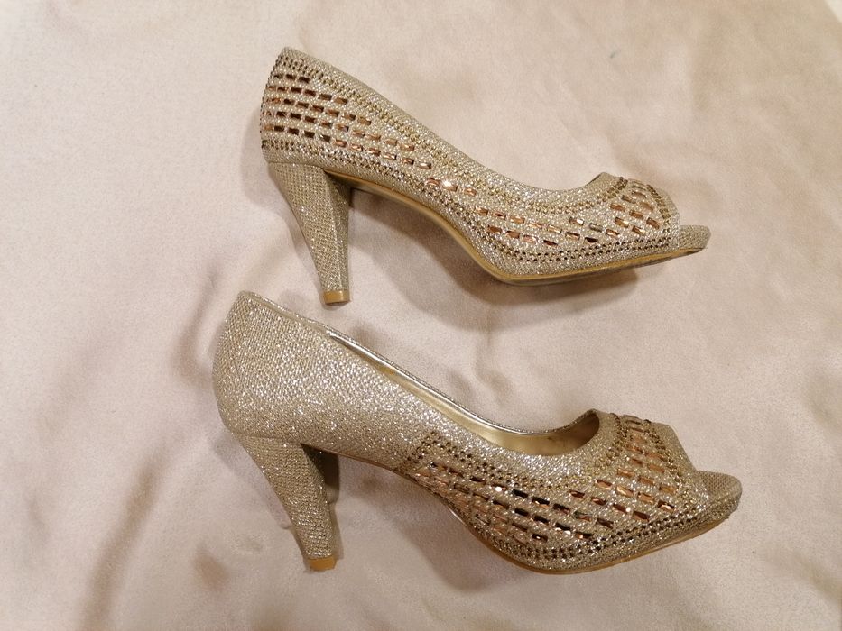 Официални обувки 38 номер