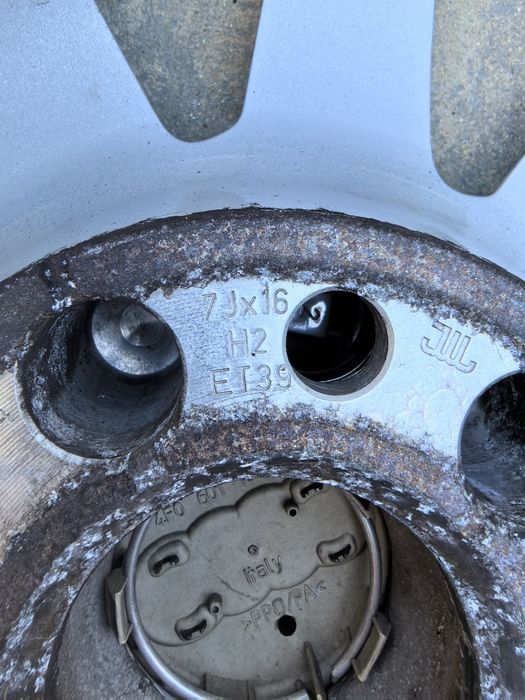 Set 4 jante aliaj Audi A4 - stare foarte bună