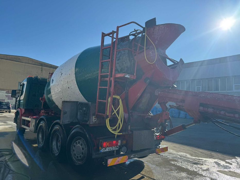 Scania autobetoniera tip P114GB 8X4