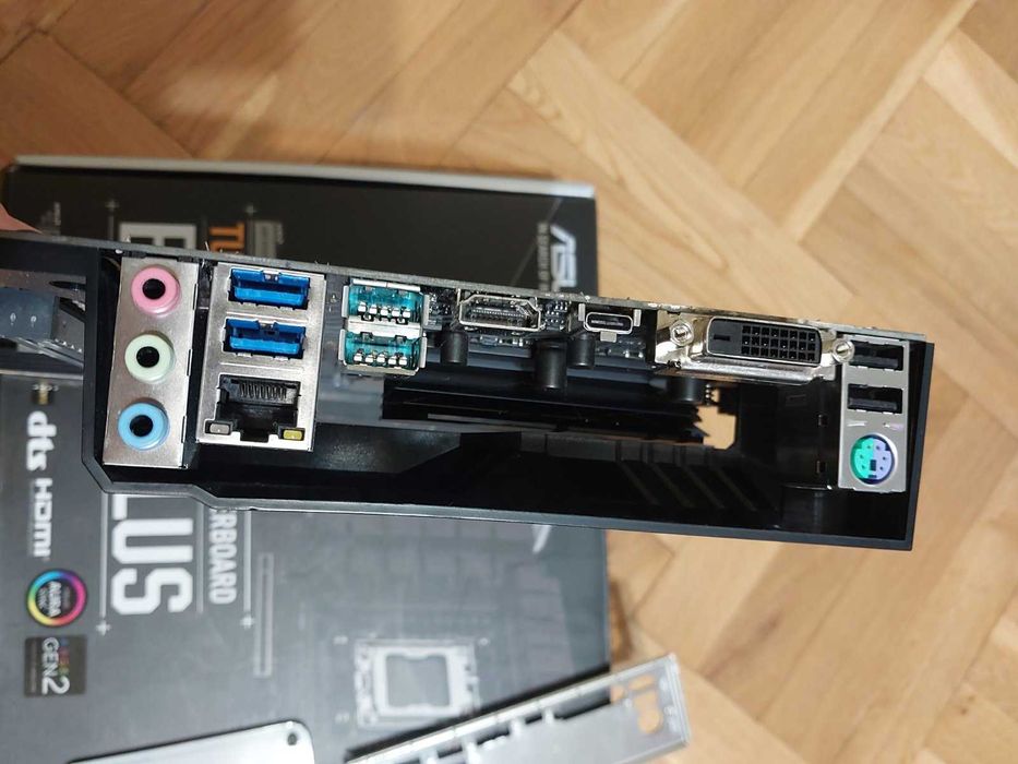 AMD Ryzen 7 3700X + Asus TUF B450 Plus Gaming