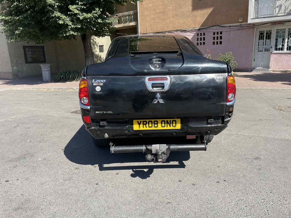 Mitsubishi L200
