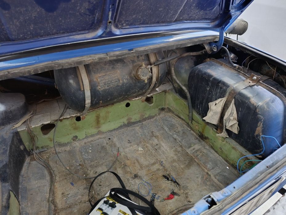 Продам ваз 21013