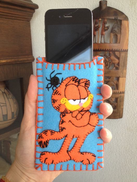 Husa protectie Telefoane, model Garfield, produs handmade