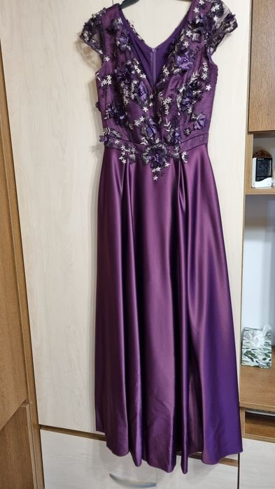 Vand rochi ocazie lungi