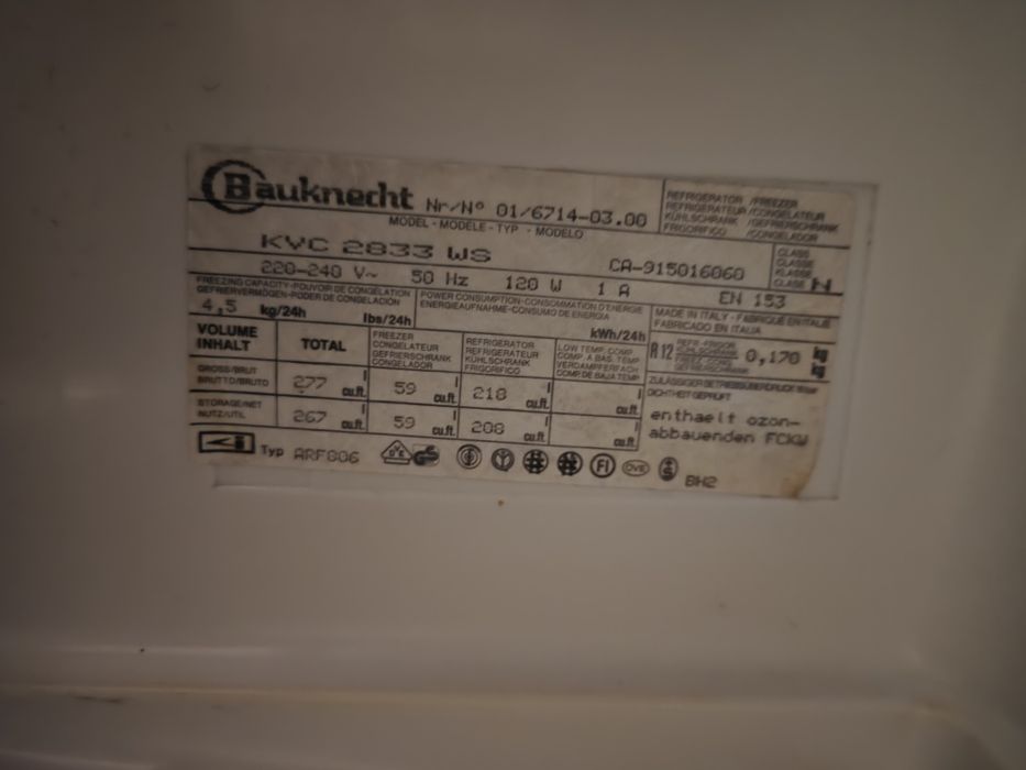 Хладилник Bauknecht