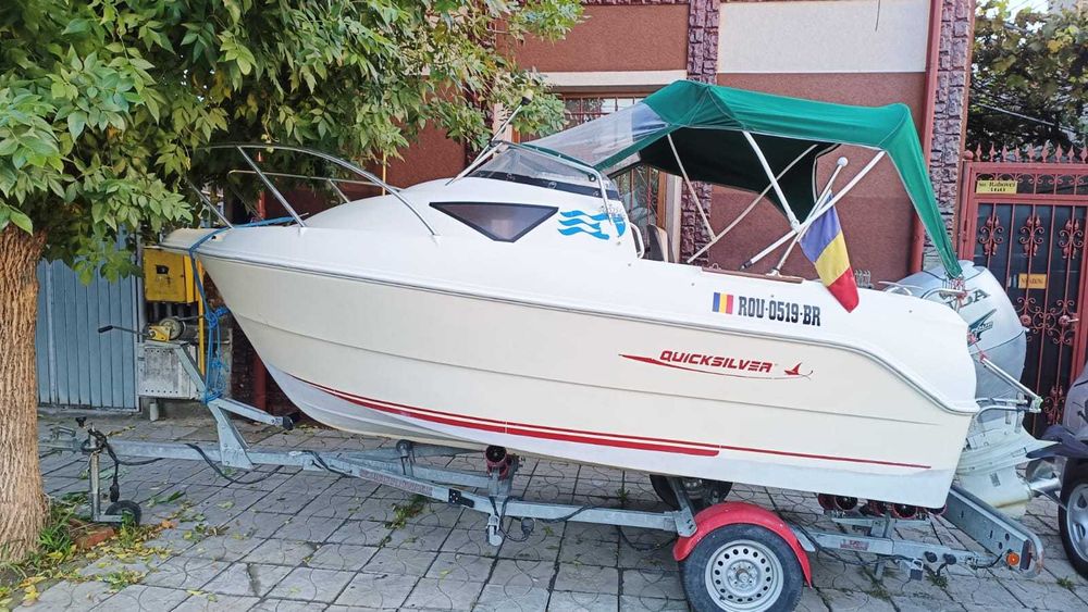 OFERTA ...Barca QUICKSILVER 460 cu motor HONDA 75 CP  Inmatriculata