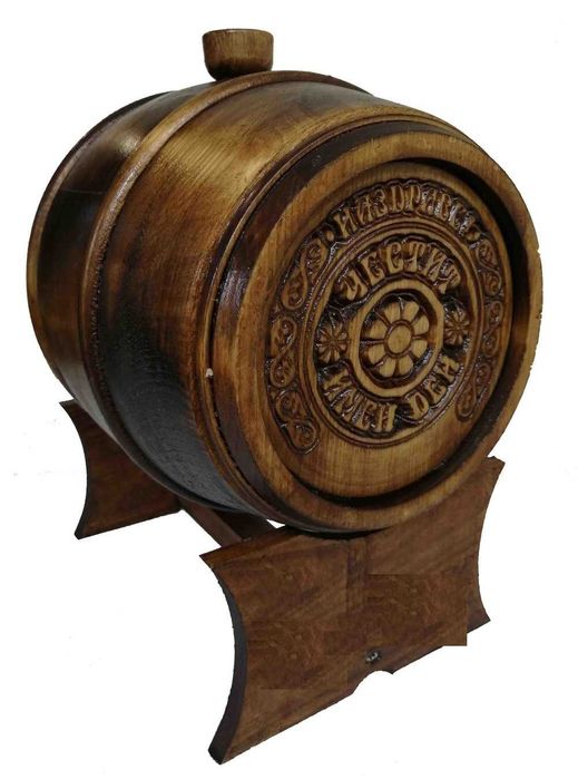 Бъклица и буренце с дърворезба