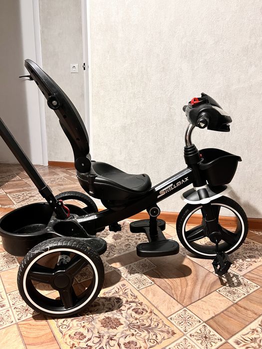 Велосипед новая только 1-2 раза вышли на улицу