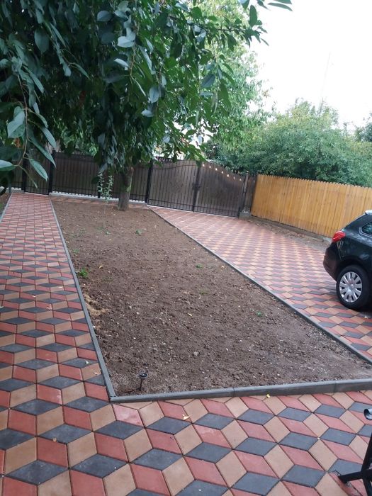 Montaj borduri pavaj.rigole piatra travertin gazon județul Iași