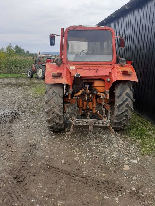 Vand sau Schimb Tractor MTZ 80 Belarus