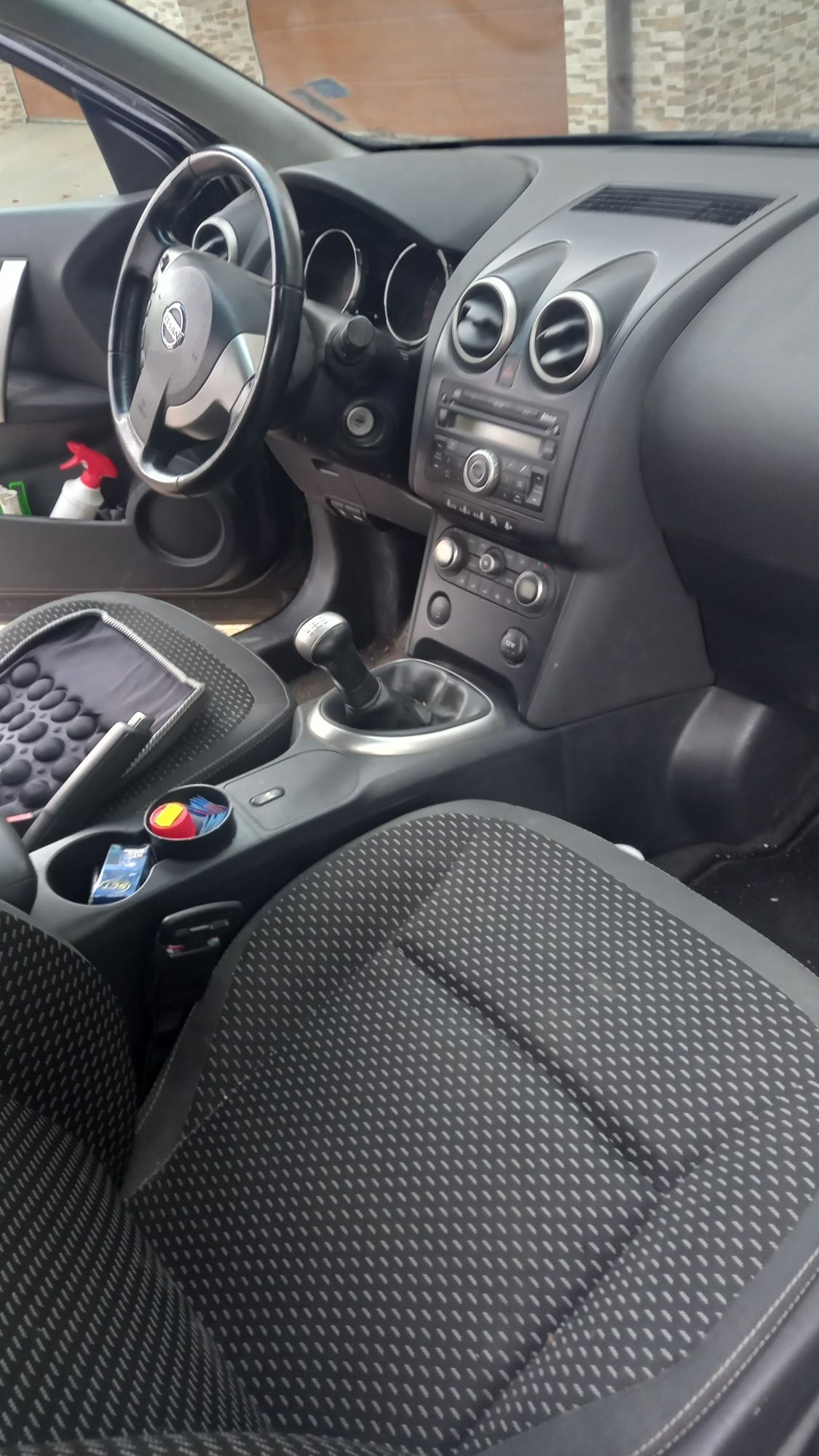 Nissan Qashqai 1.6, газ/бензин, 115 к.с. Като нова! Гаражна!