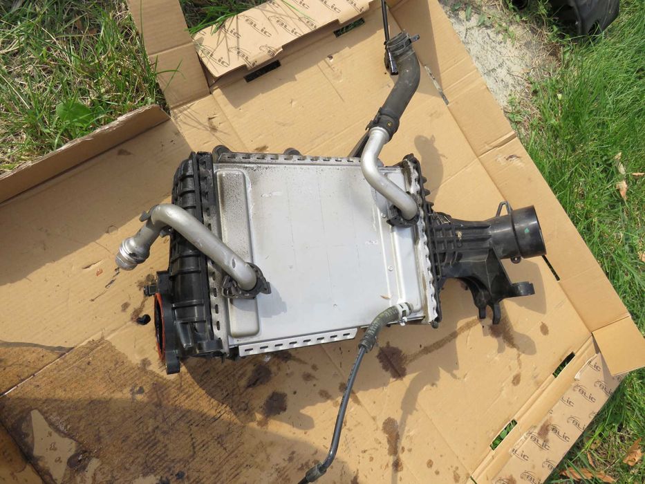 ИНТЕРКУЛЕР MERCEDES W166 W222 W205 W213 W253 W218 656